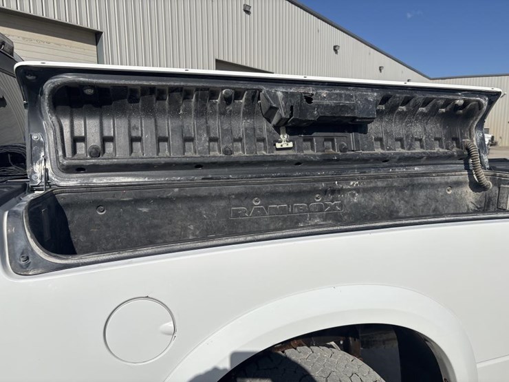 2018-dodge-ram-2500-image-10