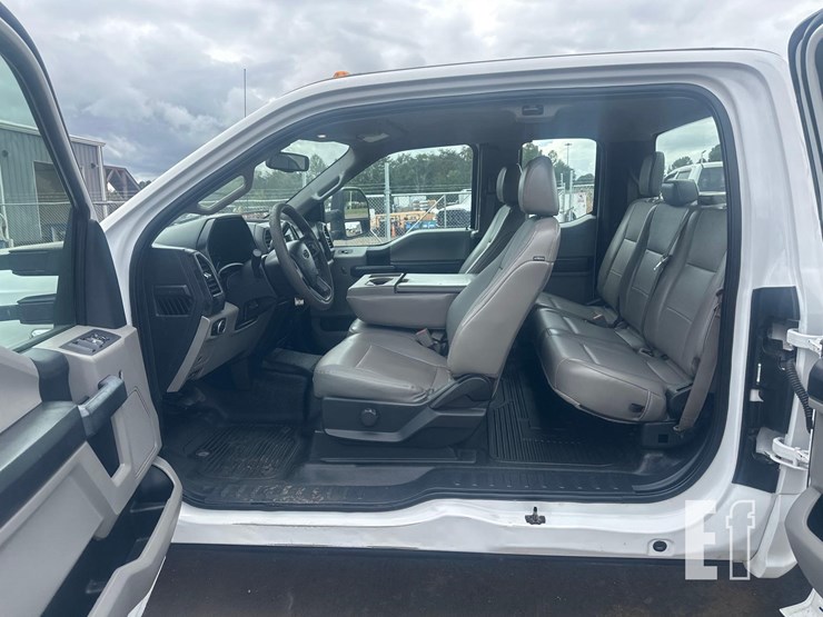 2019-ford-f350-sd-xl-image-15