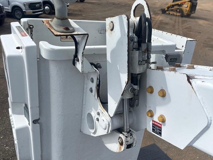 2016-altec-at235-image-26