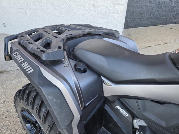 #1711-•-2023-can-am-outlander-850-xt-atv-image-12