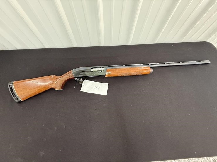 remington-1100-12-gauge-shotgun-image-1