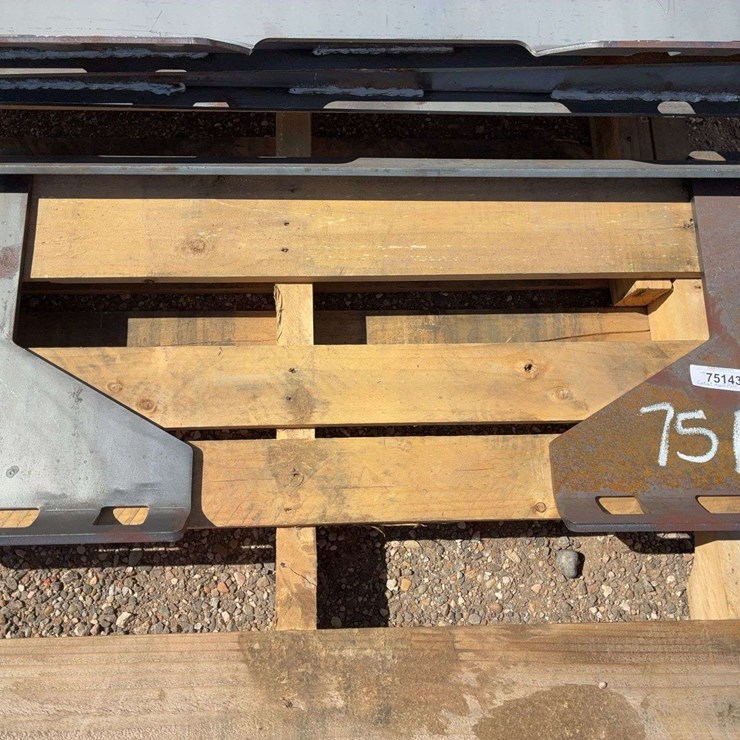 Wolverine Quick Tach Cut Out Plate