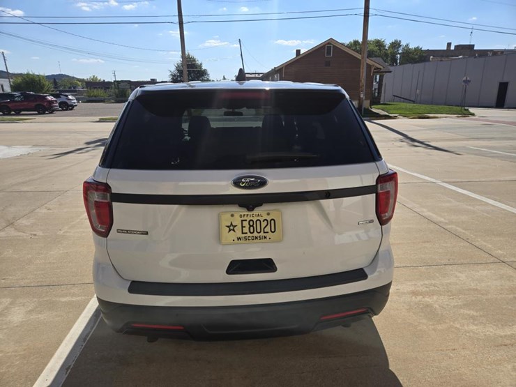 #1825-•-2019-ford-police-interceptor-suv-image-4