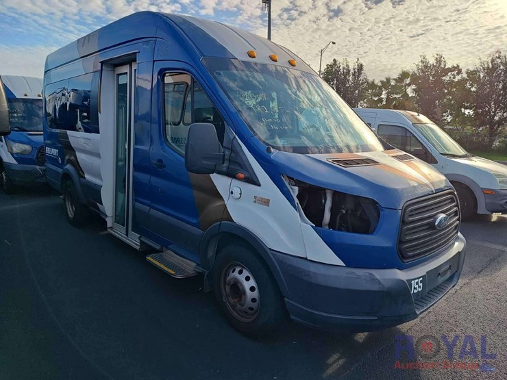 2017-ford-transit-image-2