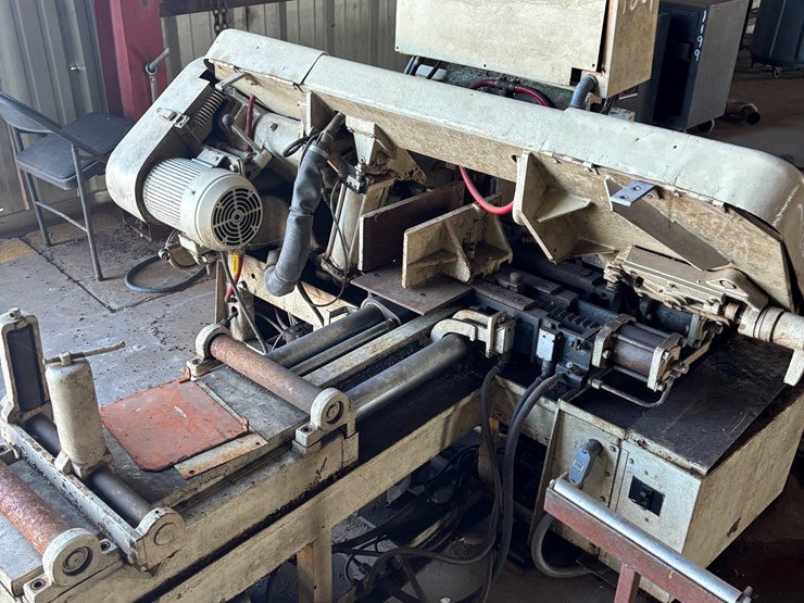 #130-•-kysor-johson-automatic-feed-band-saw-image-2