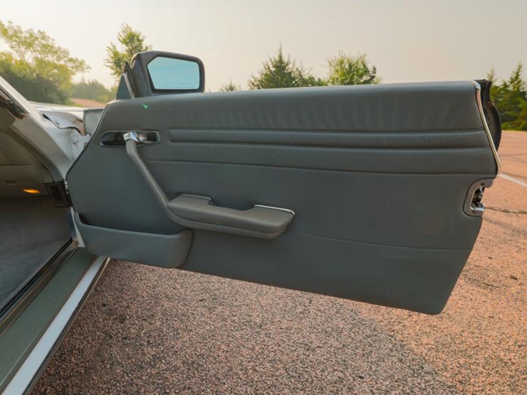 #2279-•-1988-mercedes-benz-500-class-560-sl-roadster-image-97