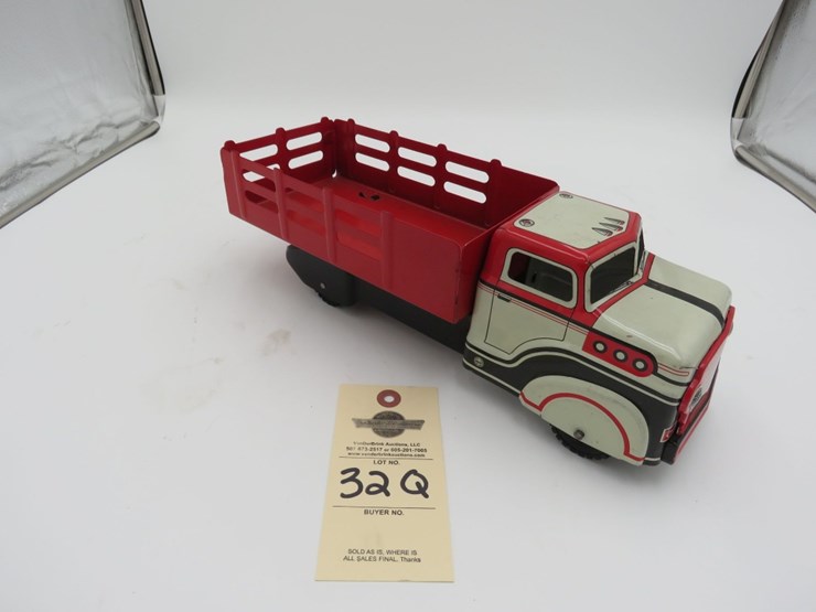 marx-pressed-steel-stake-bed-truck-image-2