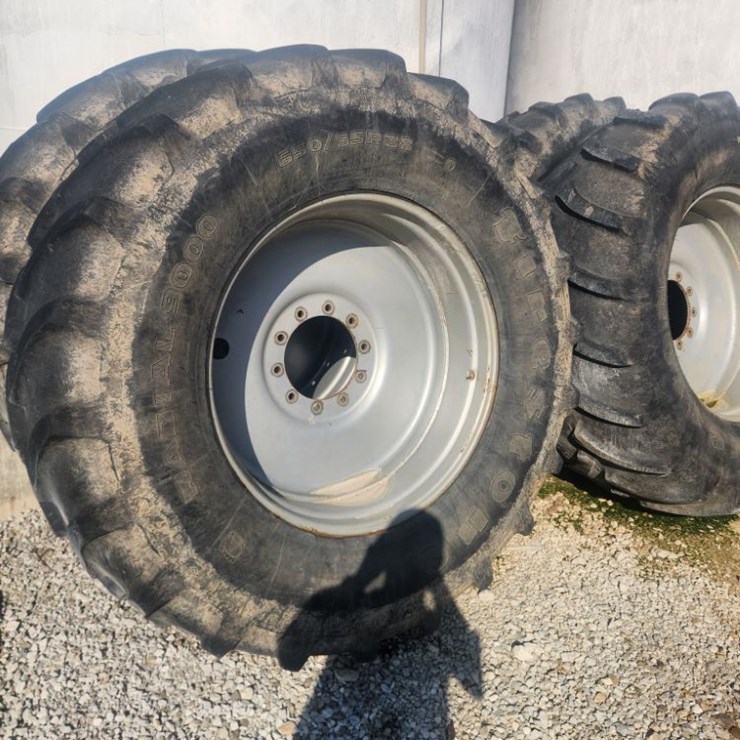 (4) Firestone Flotation Tires/Rims (NP6190)