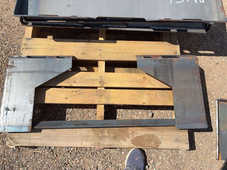 wolverine-quick-tach-cut-out-plate-image-2