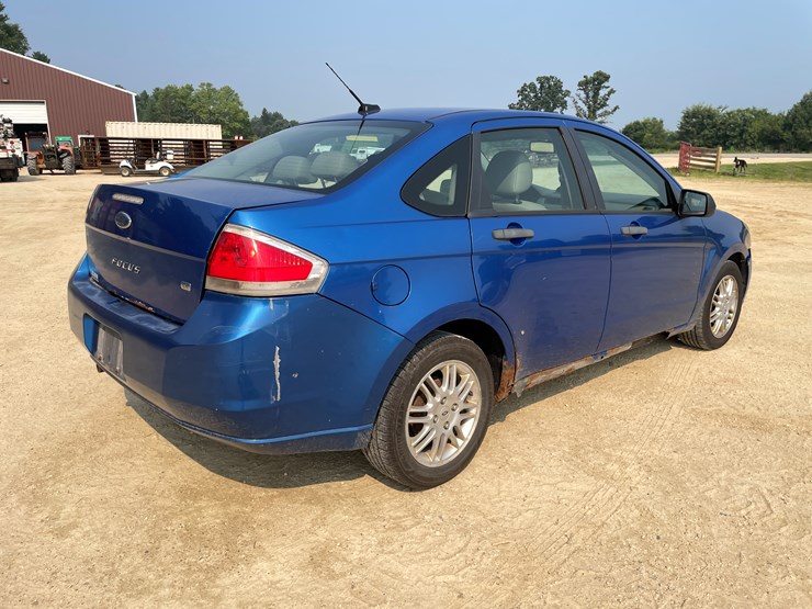 #115-•-2011-ford-focus-(has-wi-title)-image-5