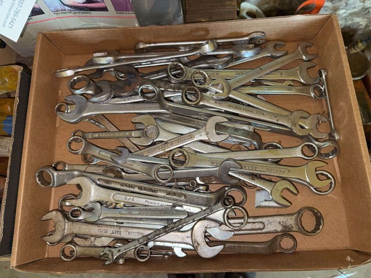 large-quantity-of-wrenches-image-1