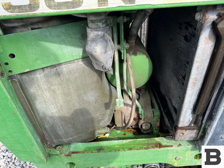 1989-john-deere-2855n-image-55