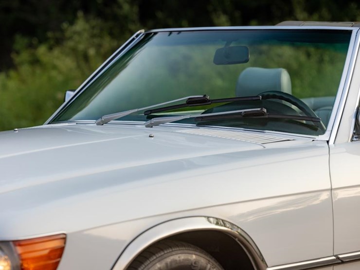#2279-•-1988-mercedes-benz-500-class-560-sl-roadster-image-24
