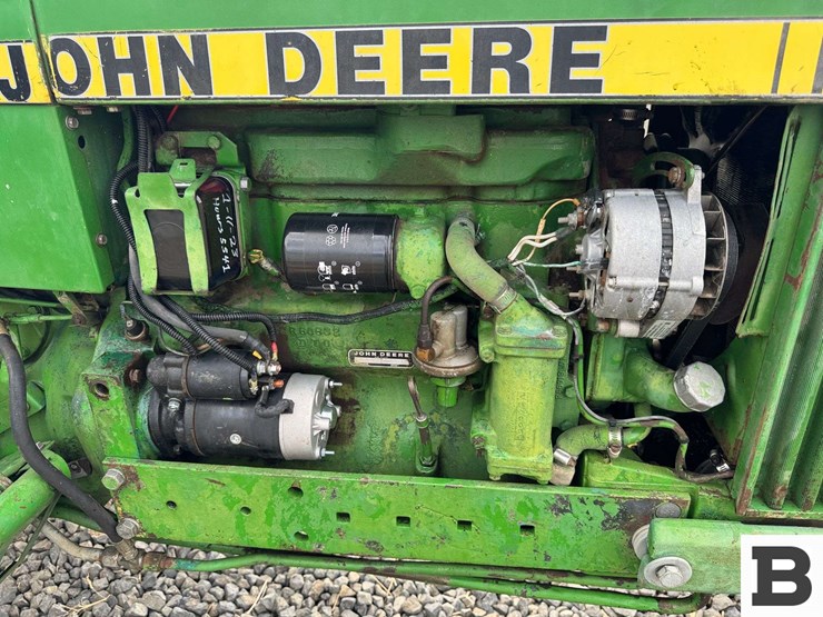 1976-john-deere-2640-image-52