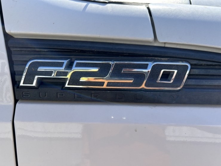 2013-ford-f250-sd-image-14