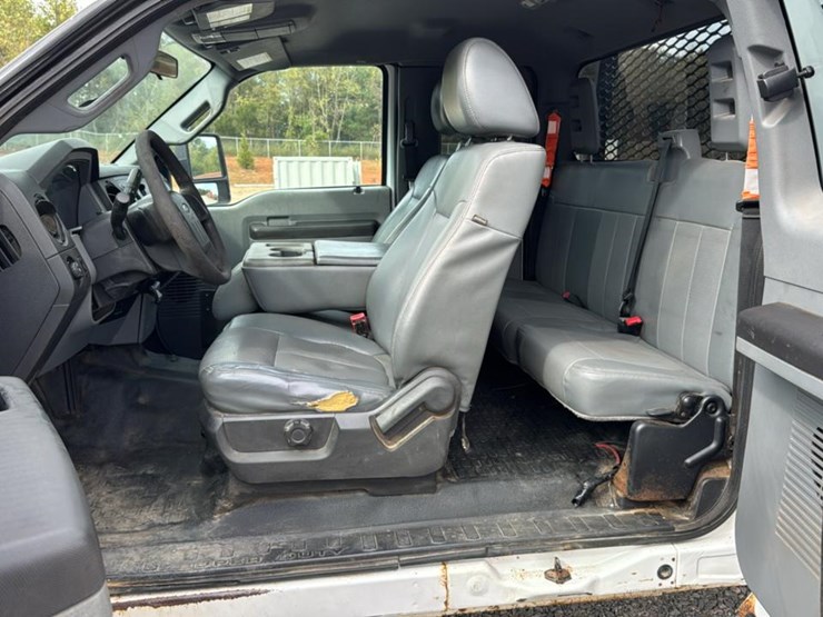 2016-ford-f250-image-32