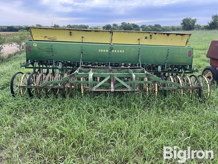 john-deere-200-image-6