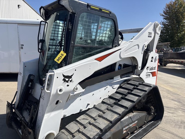 2022-bobcat-t870-image-7