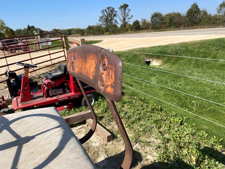 #1889-•-1957-allis-chalmers-c-tractor-image-27