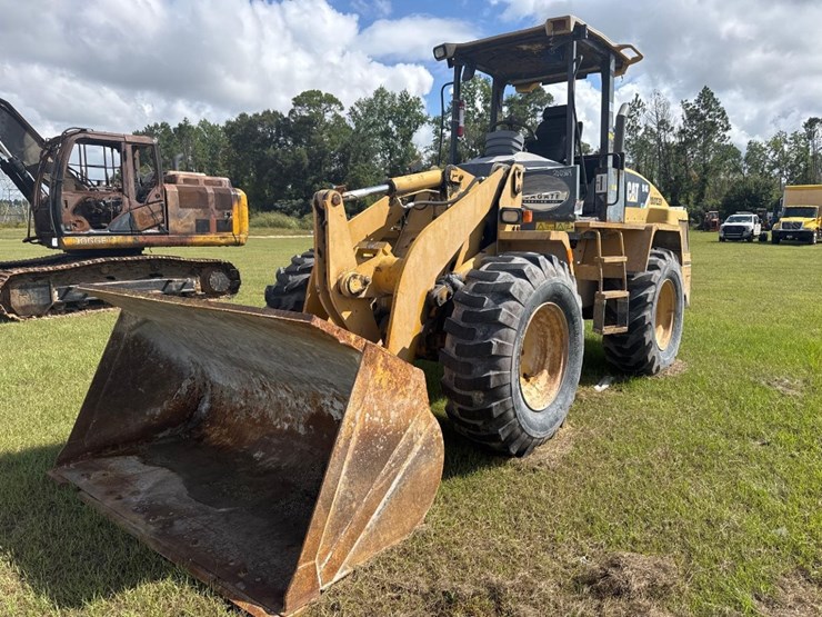 caterpillar-914g-image-3