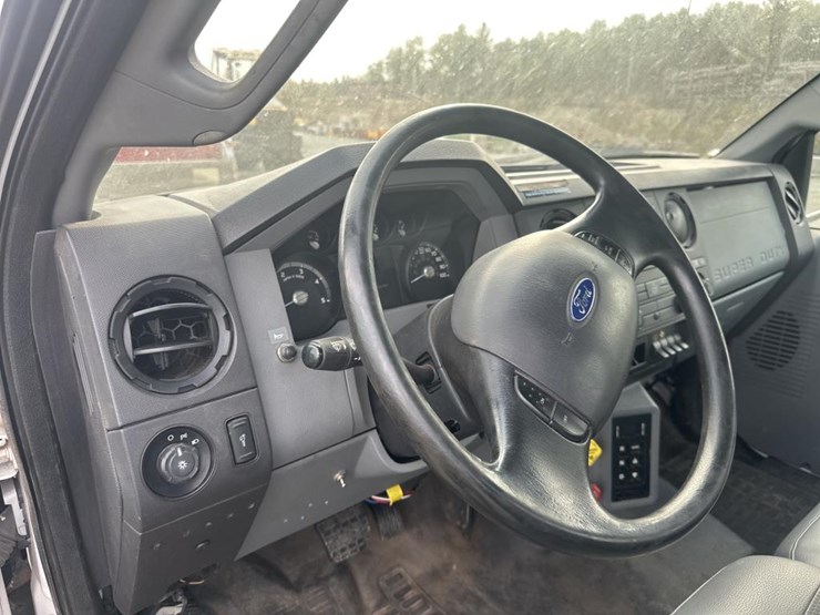ford-f750-image-24