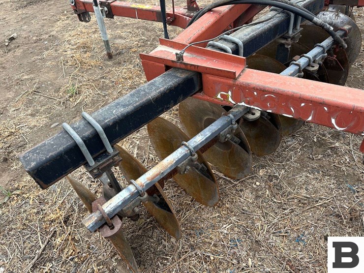 hesston-2420-image-20