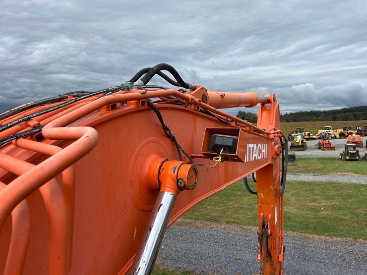 2017-hitachi-zx245us-lc-6n-image-25