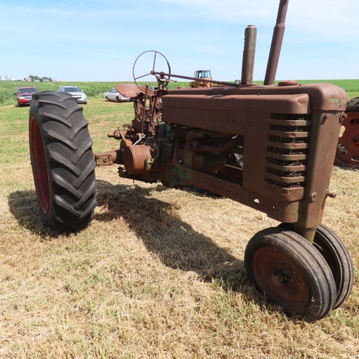 1941 JOHN DEERE B