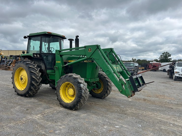 john-deere-4050-image-4