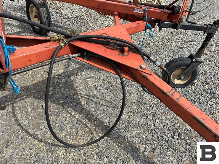 hesston-3980-image-22