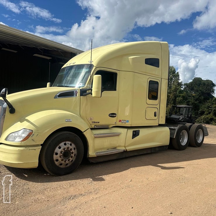 2019 KENWORTH T680