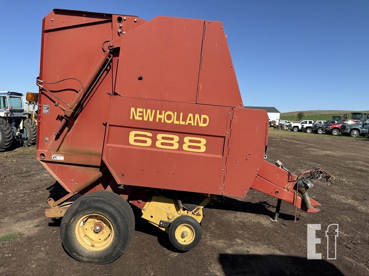 new-holland-688-image-4