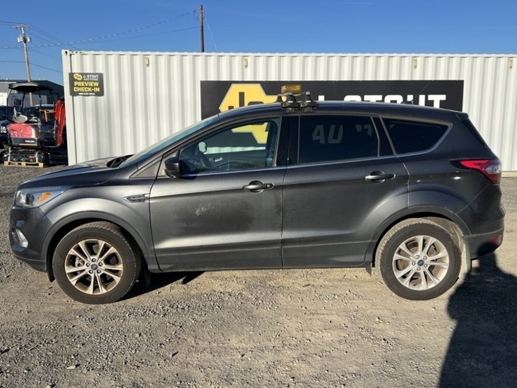 2017-ford-escape-image-7