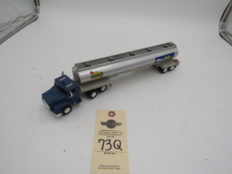 oil-company-advertising-toy-truck-group-image-2