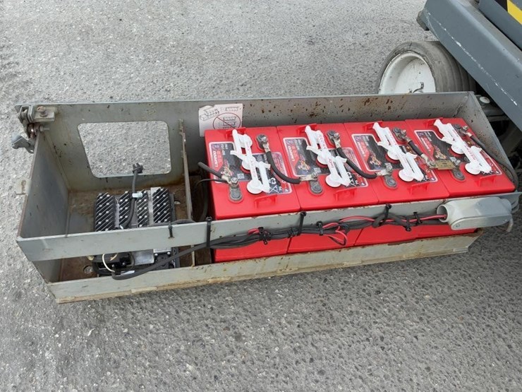 skyjack-sj-3226-scissor-lift-image-6