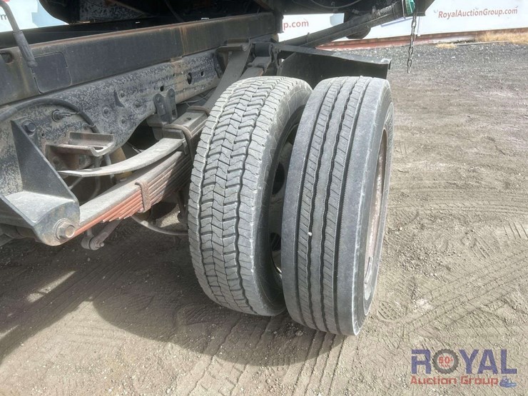 2004-ford-f550-image-6