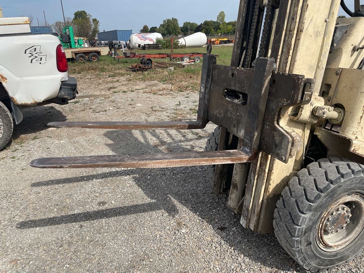 #8614-•-allis-chalmers-p50-forklift-(aps)-image-64