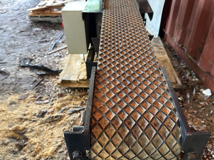 #103b-•-pallet-lumber-resaw-image-18