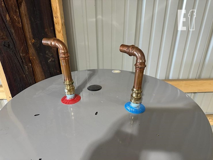 a.o.-smith-hot-water-tank-image-4