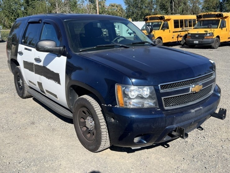 2014-chevrolet-tahoe-image-2