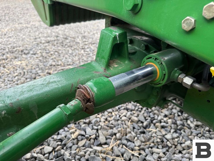 2012-john-deere-6430-image-30