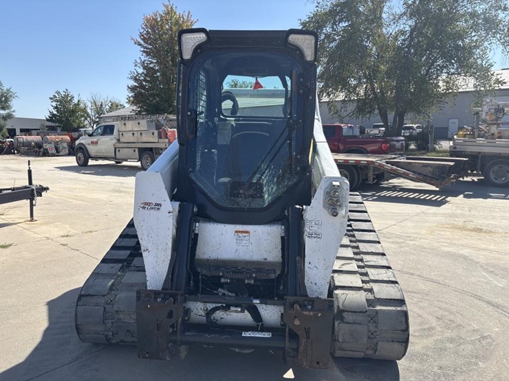 2022-bobcat-t870-image-6