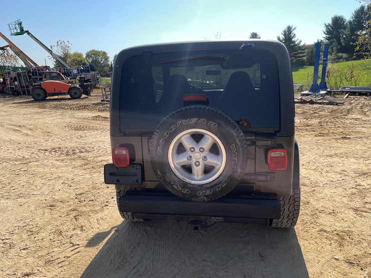 2000-jeep-wrangler-sport-image-6