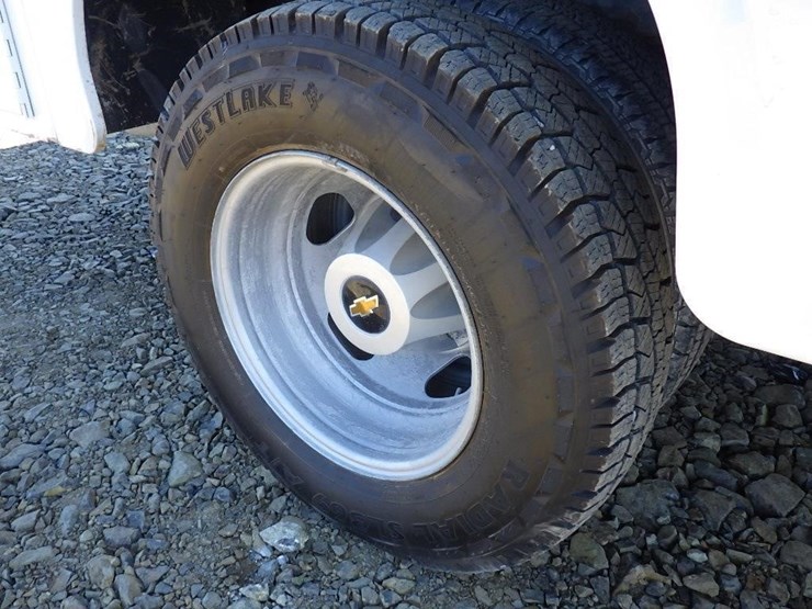 chevrolet-3500hd-image-17