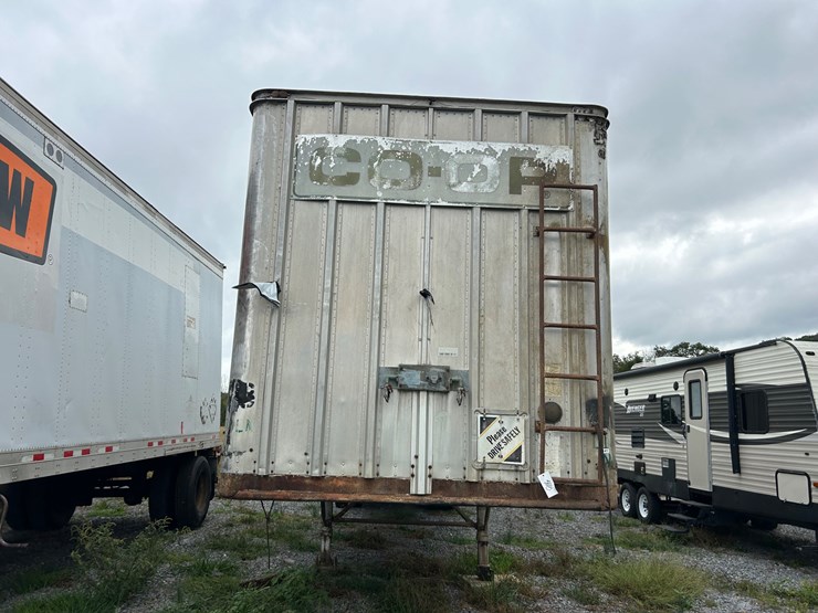 strick-trailer-image-3