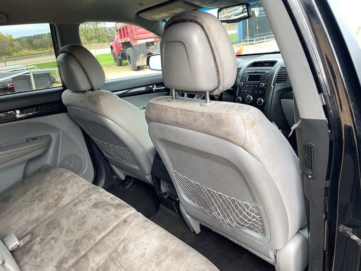 2012-kia-sorento-image-52