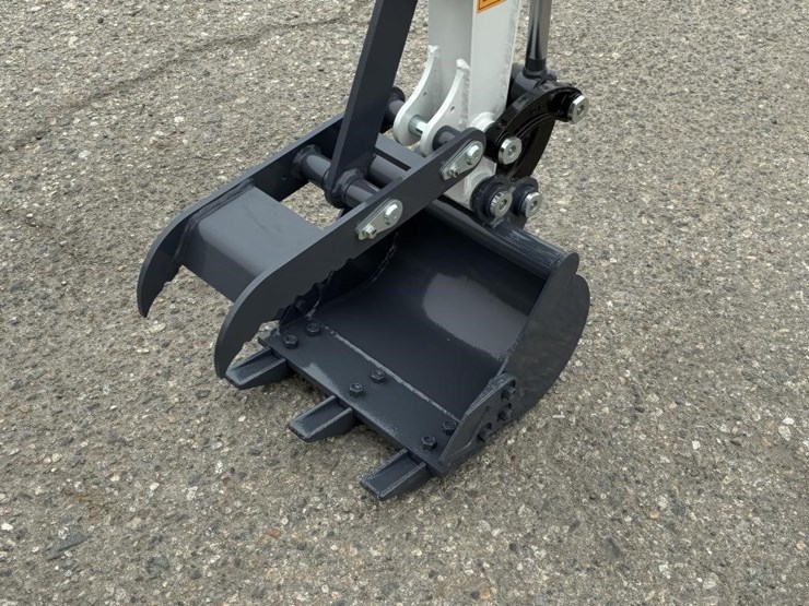 2025-bttl-et12m-6-hydraulic-excavator-image-7
