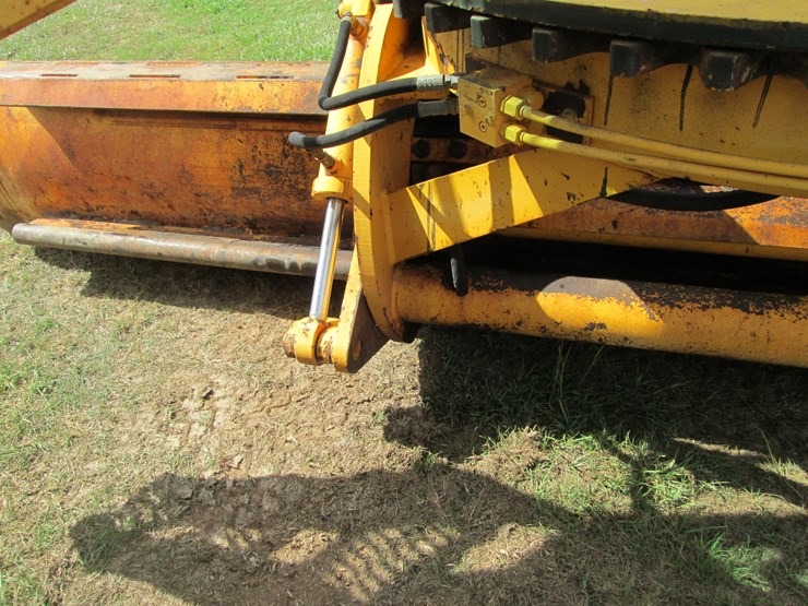 volvo-g720b-image-30