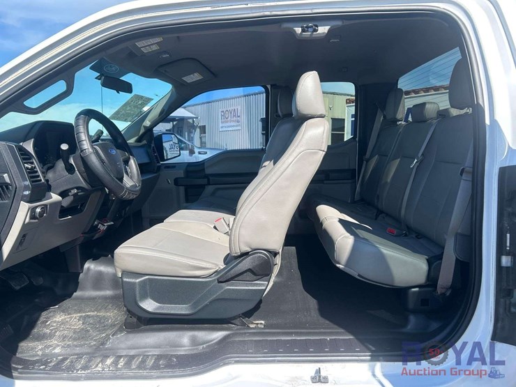2015-ford-f150-image-17