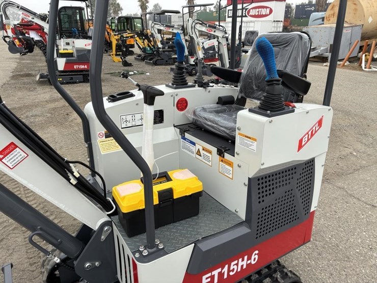 2025-bttl-et15h-6-hydraulic-excavator-image-14